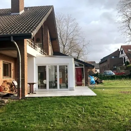 Helle Kellerwohnung Im Gruenen Mit Sauna Colonia Exterior foto